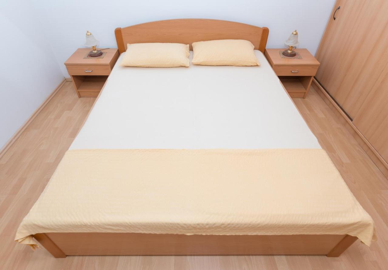 Apartments Zoka Makarska Eksteriør billede