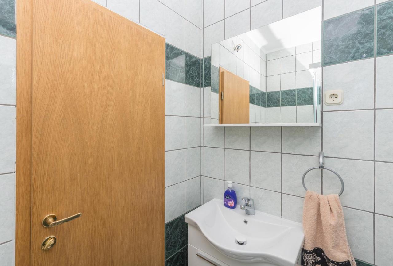 Apartments Zoka Makarska Eksteriør billede