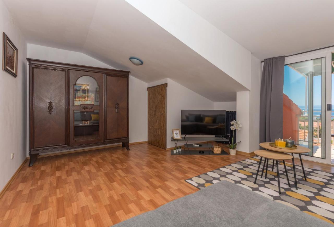 Apartments Zoka Makarska Eksteriør billede