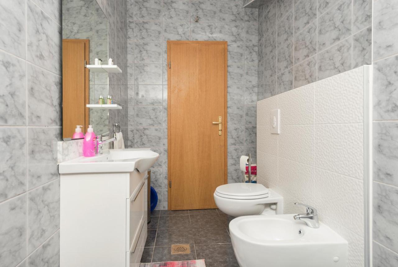 Apartments Zoka Makarska Eksteriør billede